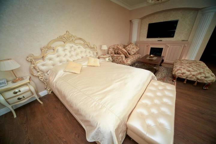 Room 19 of 54