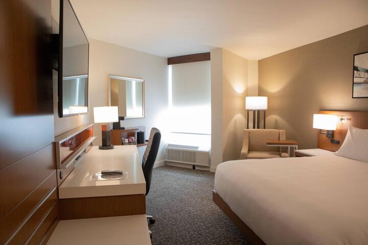 Room 122 of 140