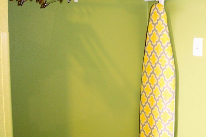 Iron/ironing board