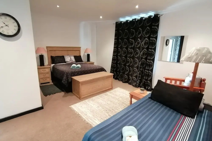 Room 3 of 15