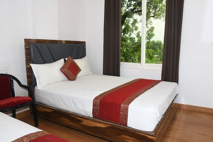 Room 49 of 78