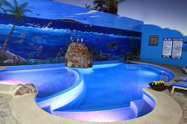 Pool 42 of 85