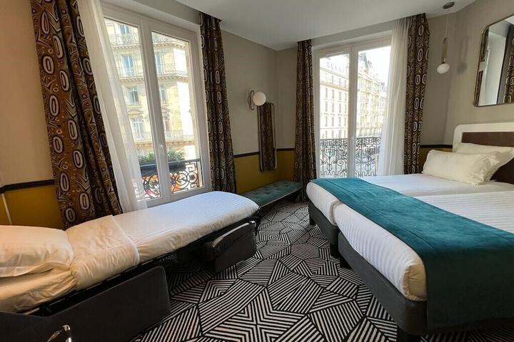 Room 15 of 46