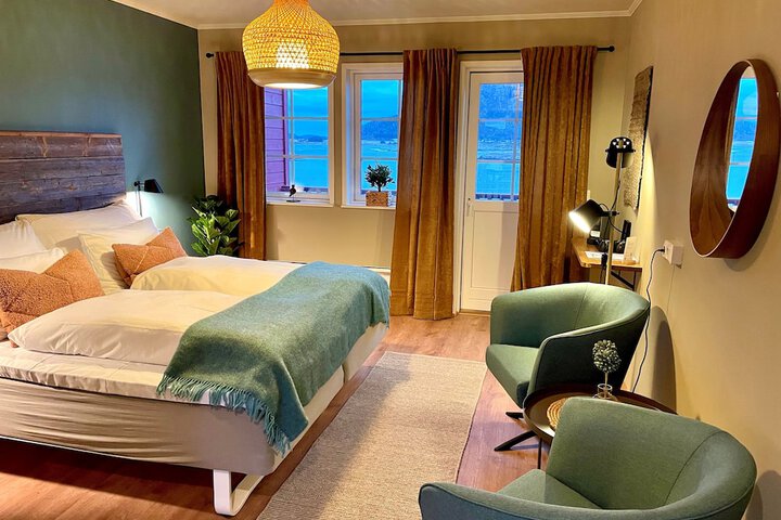 Room 8 of 73