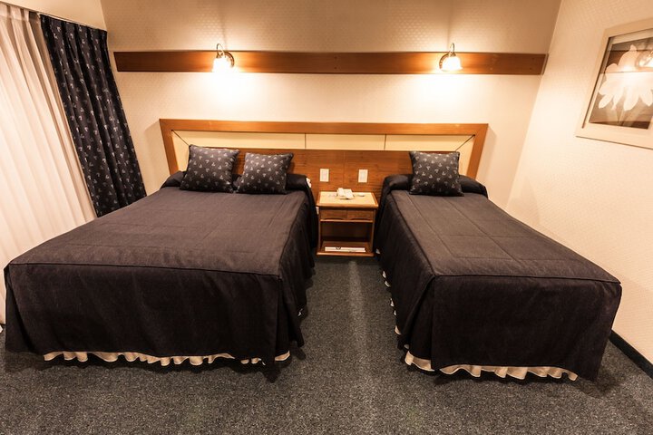 Room 6 of 46