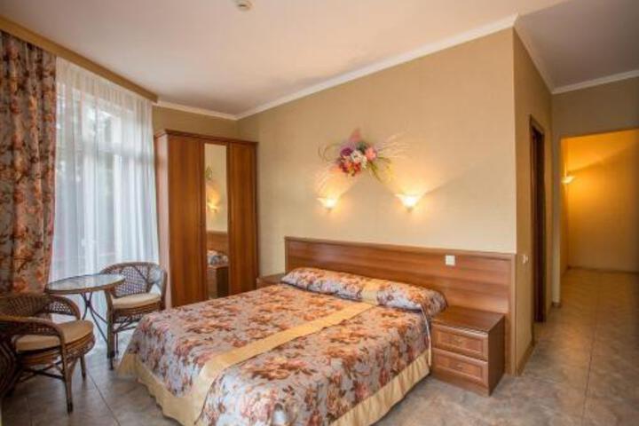 HOTEL DREAMLAND