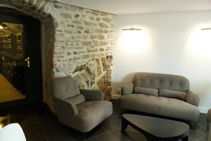 Room 11 of 41