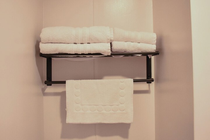 Room 71 of 114