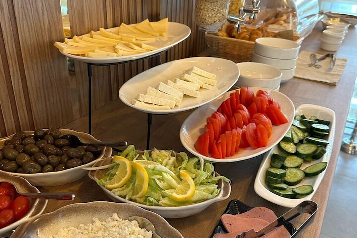 Breakfast/Coffee Service 87 of 120