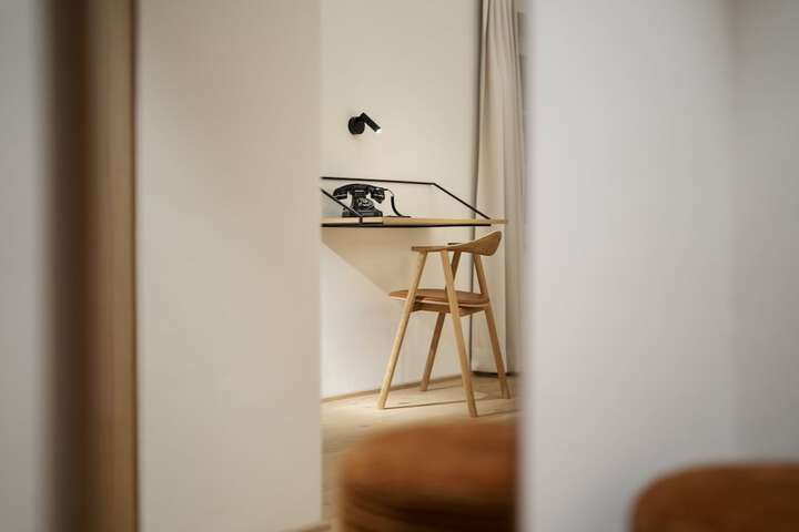 Room 33 of 113