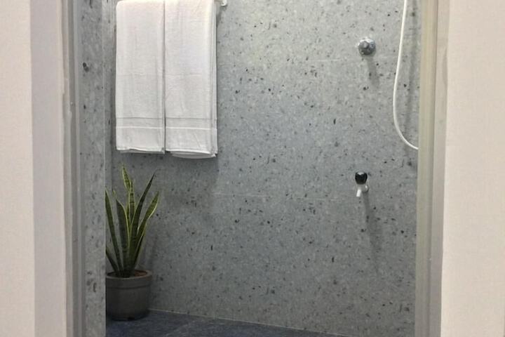 Room 3 of 12