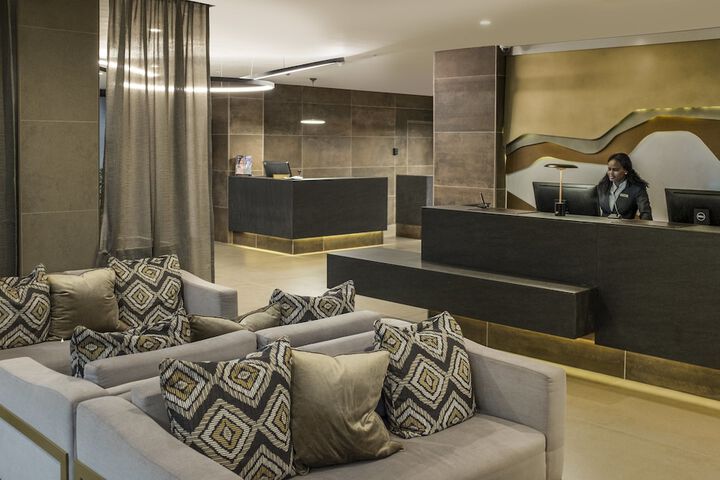 Hotel Interior 6 of 120