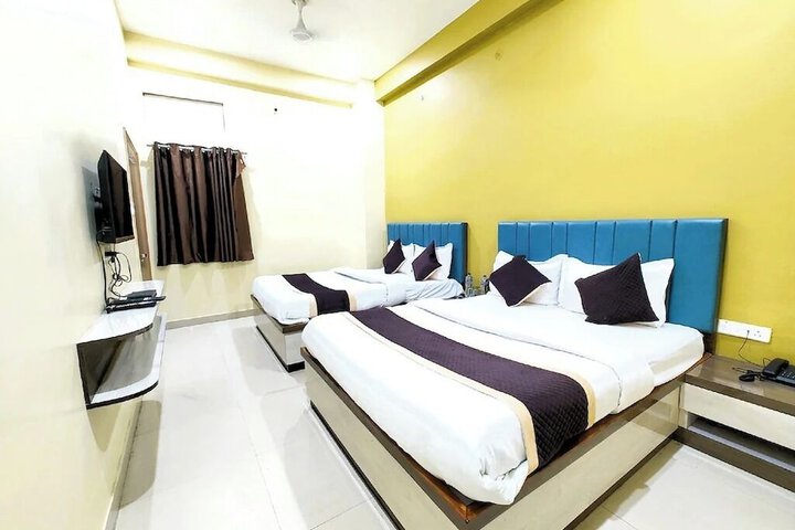 Room 27 of 31