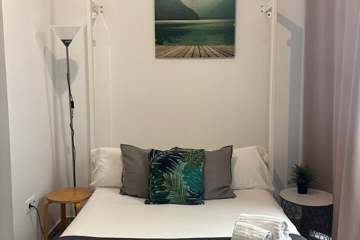Room 33 of 52