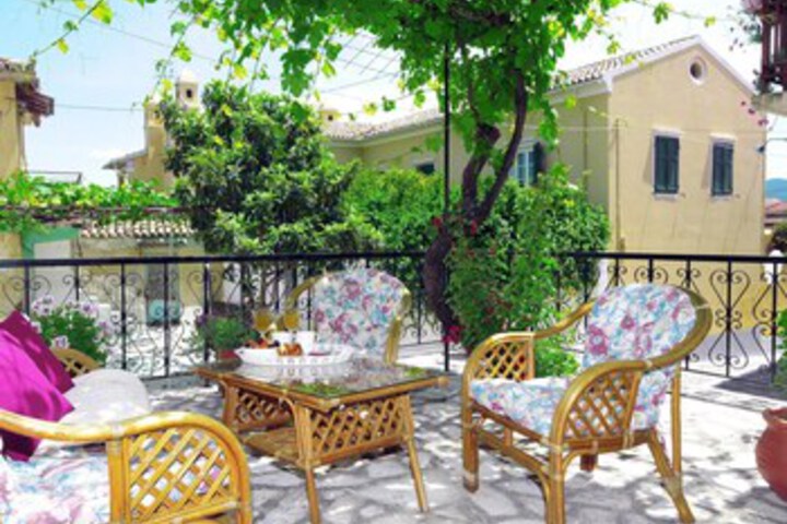 Traditional Greek Maisonette in Antiperni village
