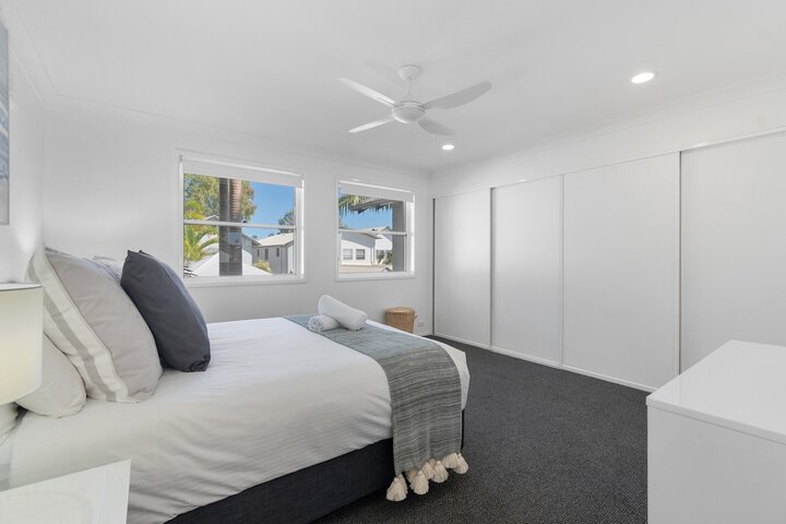 Room 3 of 286