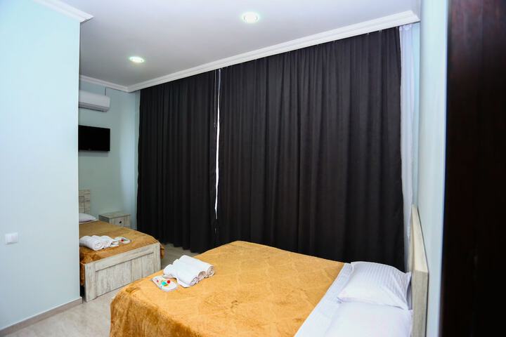 Room 7 of 34