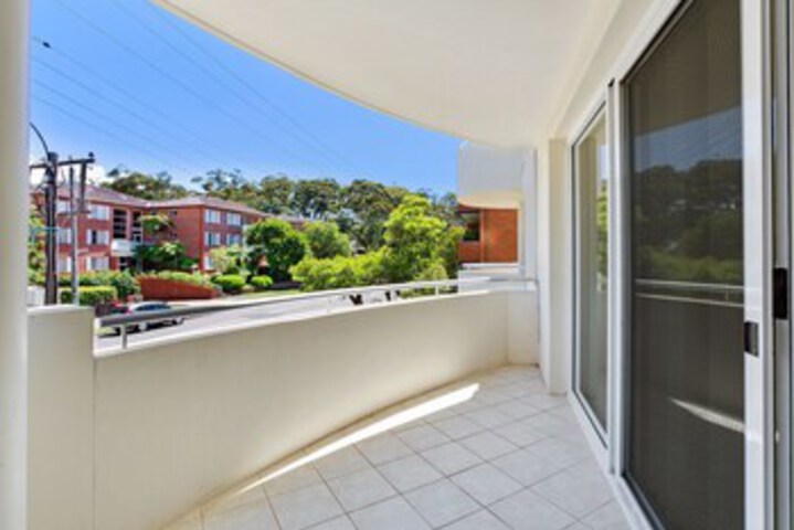 Terrace/Patio 2 of 18