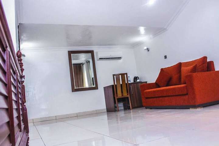 Room 21 of 44