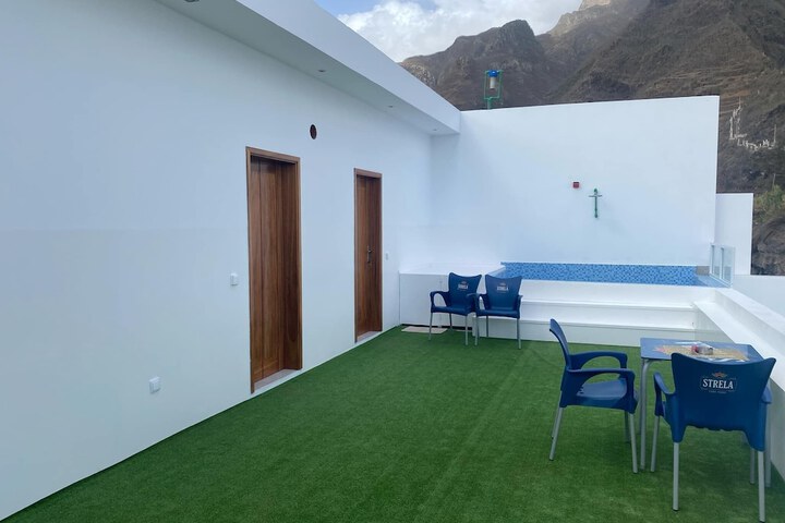 Terrace/Patio 5 of 10