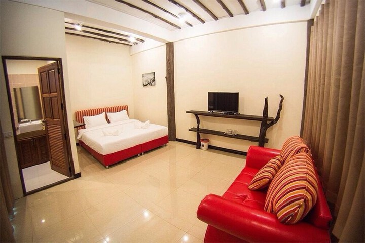 Room 9 of 64