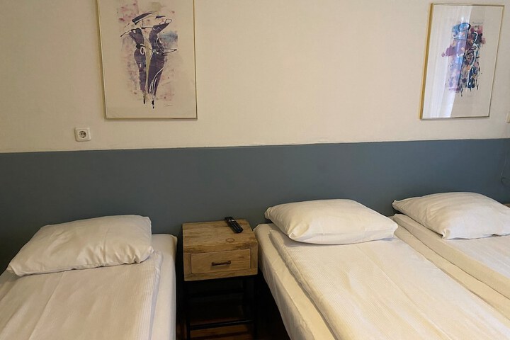 Room 26 of 58