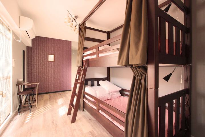 Room 12 of 62
