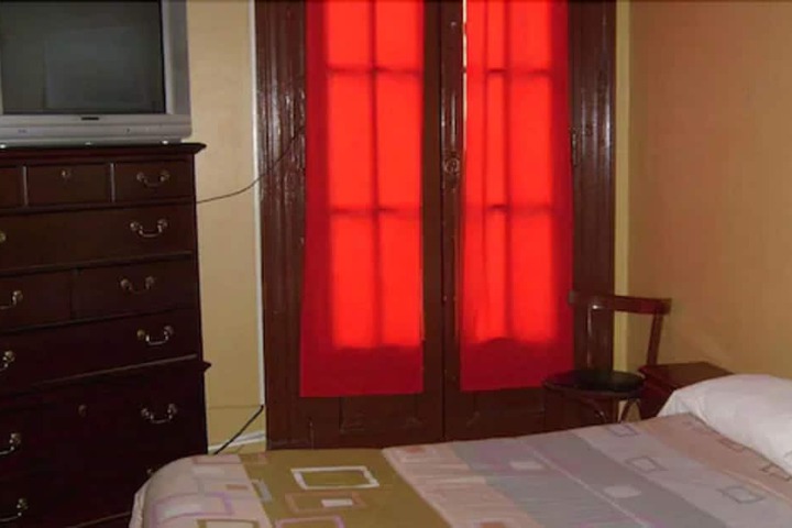 Room 4 of 39