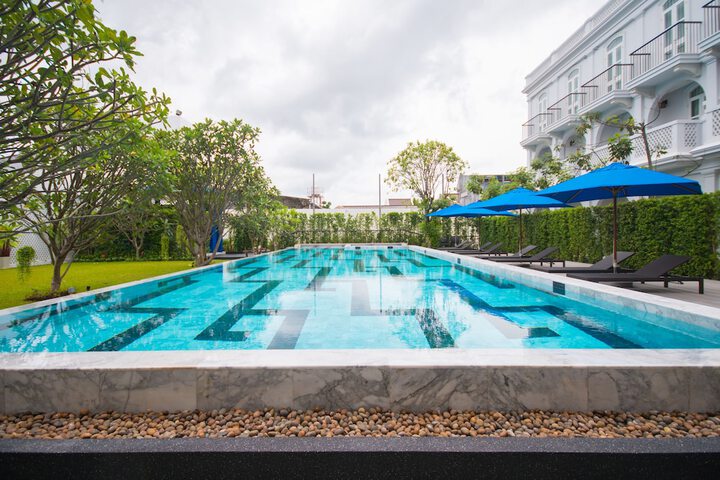 Pool 62 of 144