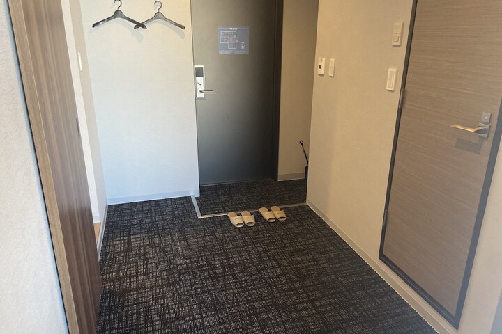 Room 12 of 46