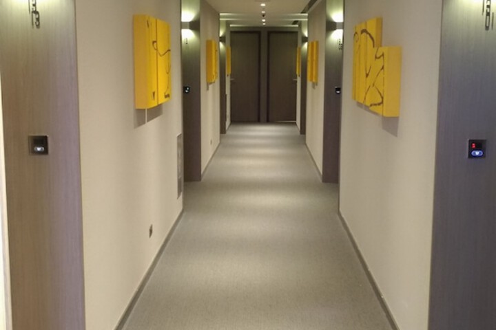 Ballroom/Hall 56 of 66