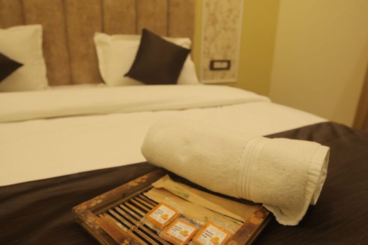 Room 5 of 22
