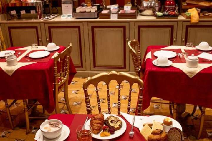Breakfast/Coffee Service 74 of 94