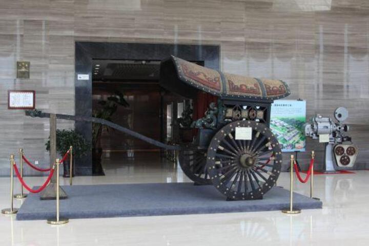 General 8 of 18