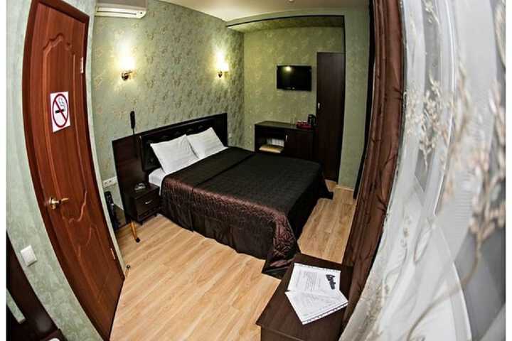 Room 5 of 25