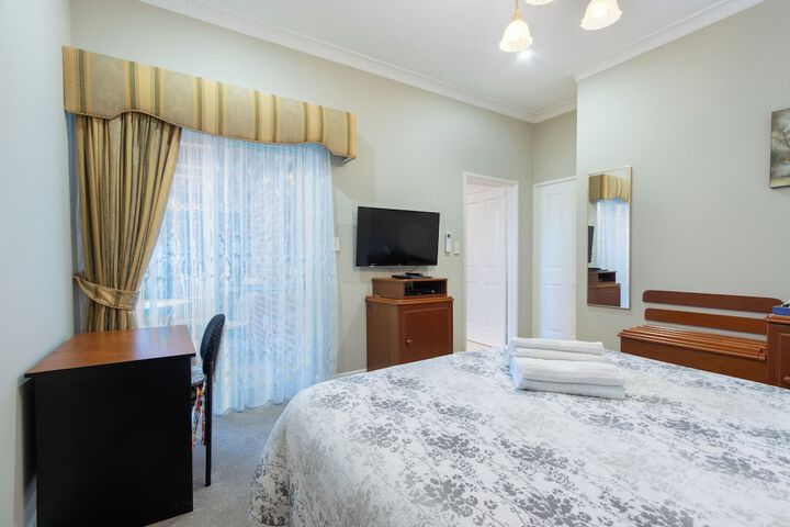 Room 15 of 41