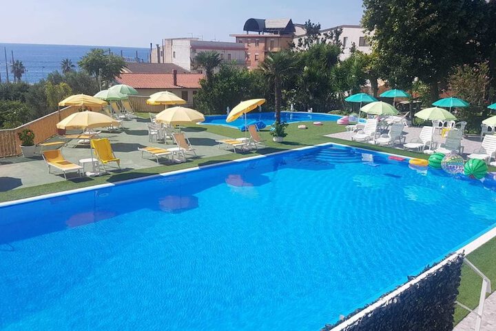 Pool 34 of 65