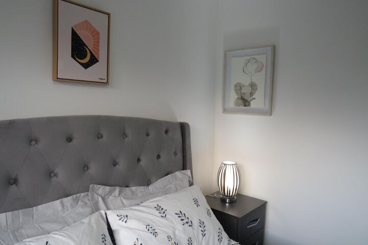 Room 9 of 10