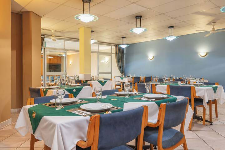 Dining Photos