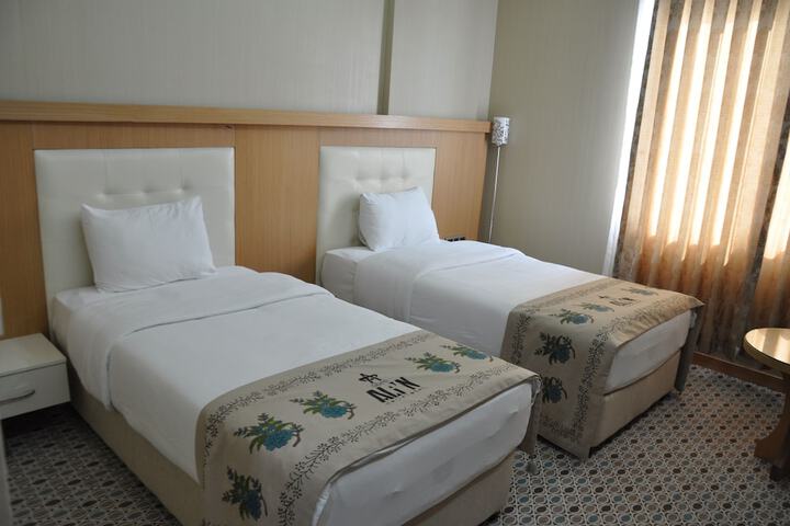 Room 3 of 13