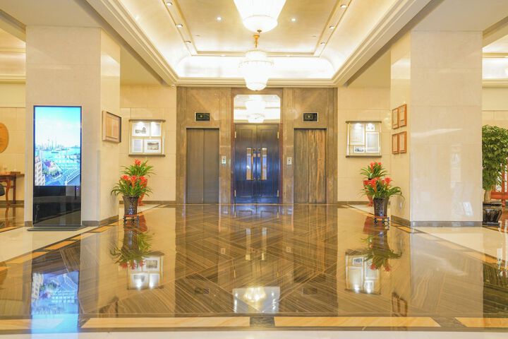 Hotel Lobby