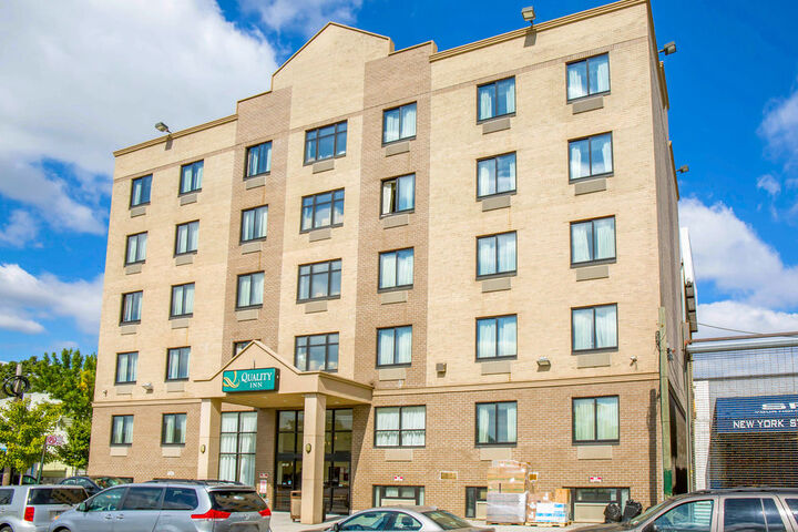 Hotel 3 of 29