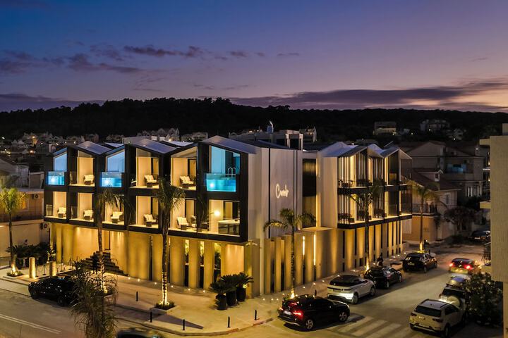 Hotel 112 of 121
