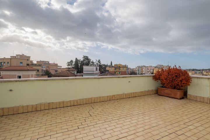 Terrace/Patio 21 of 31