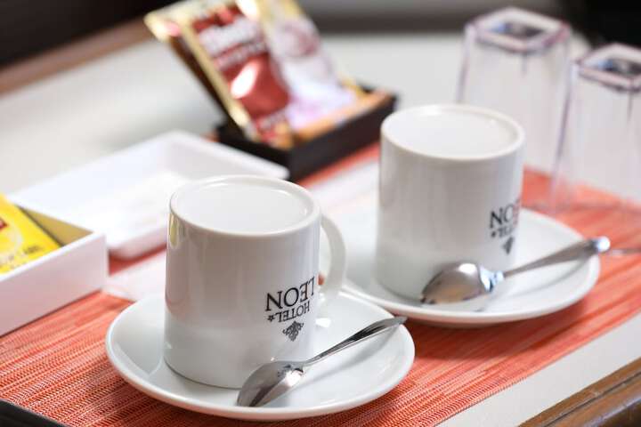 Breakfast/Coffee Service 28 of 34