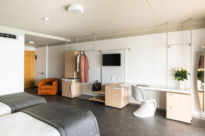 Room 22 of 113