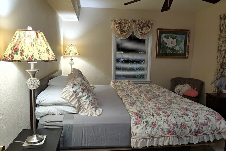 Room 11 of 69
