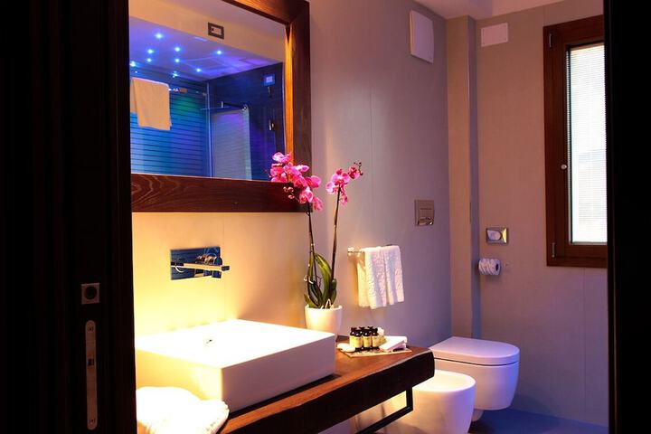 Room 21 of 59