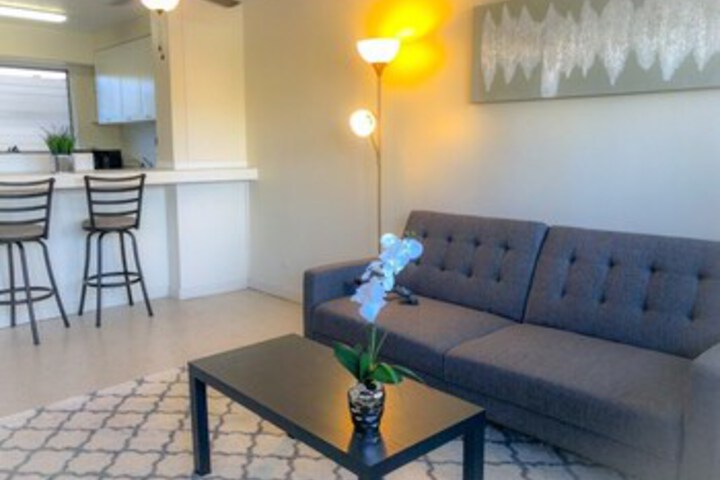 Image of Waikiki Paradise For Families & Friends