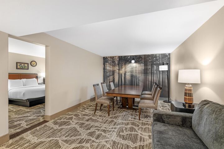 Room 40 of 95
